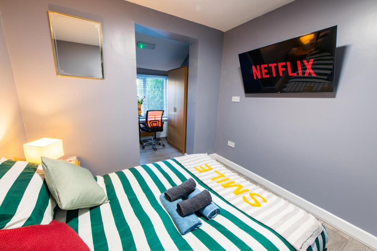 Heart Of Maidstone - Premium Double Rooms With Free Wi-Fi Exterior foto
