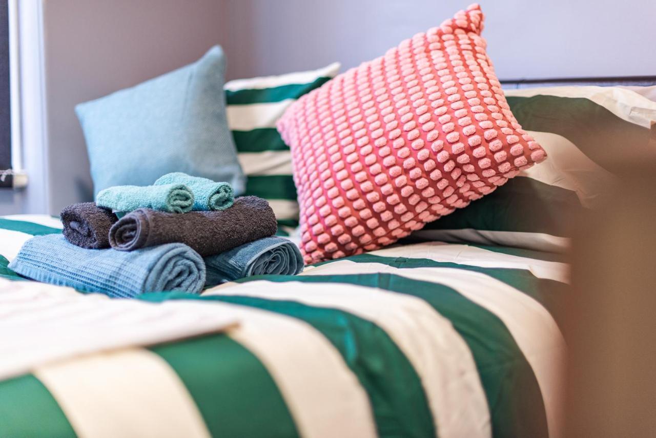 Heart Of Maidstone - Premium Double Rooms With Free Wi-Fi Exterior foto